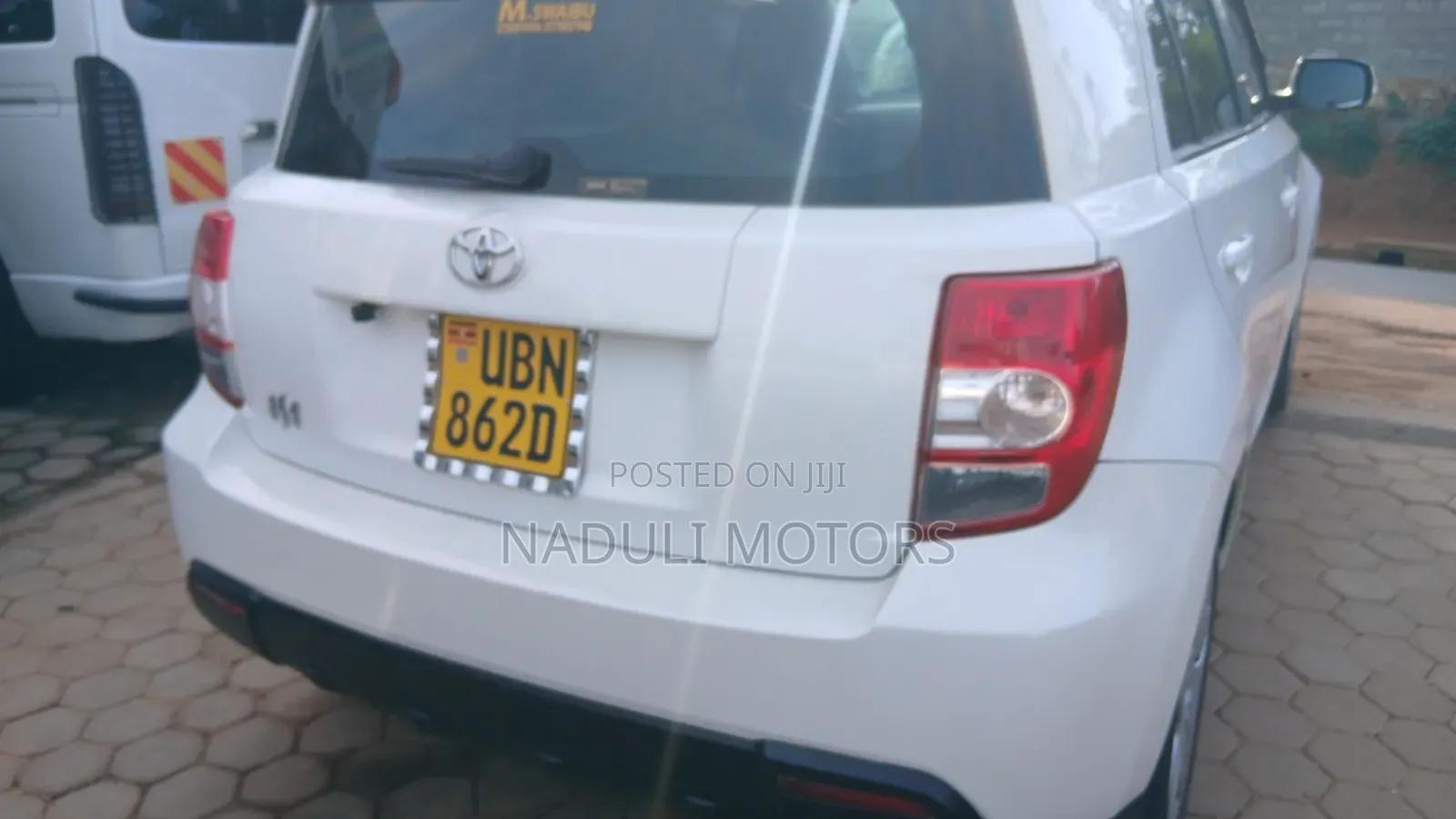 Toyota IST 2010 White