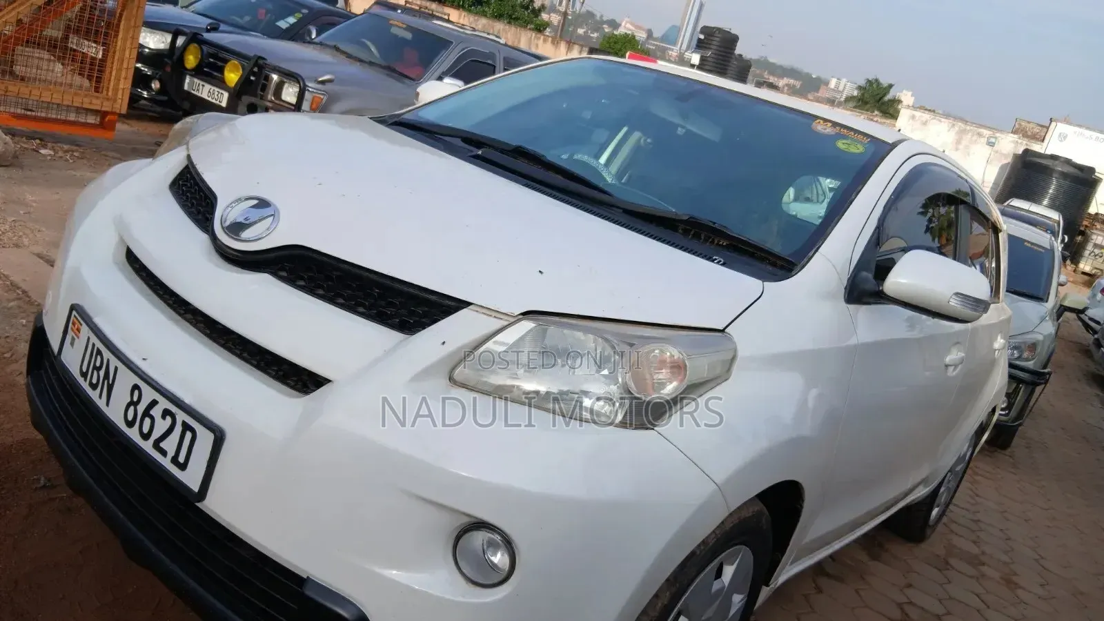 Toyota IST 2010 White