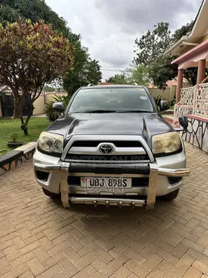 Toyota Hilux Surf 2007 Gray