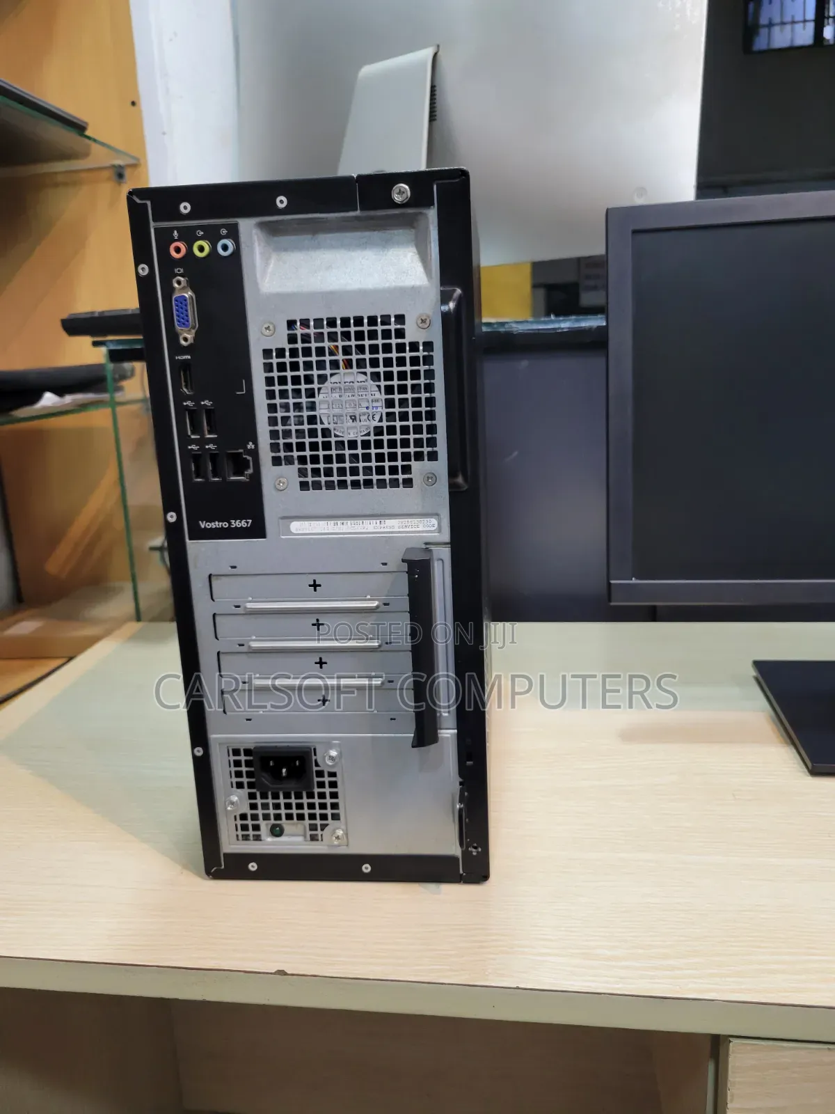 Desktop Computer Dell Vostro 3900 8GB Intel Core i5 HDD+SSD 500GB