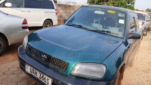 Toyota RAV4 Automatic 2000 Green