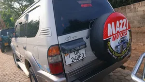 Toyota Land Cruiser Prado 2002 White