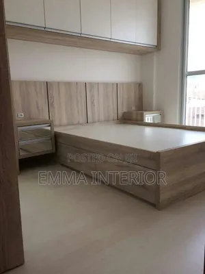 Bed 4 by 6 With Modan Lights