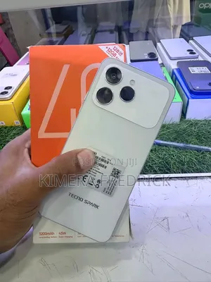 New Tecno Spark 40 256 GB Gray