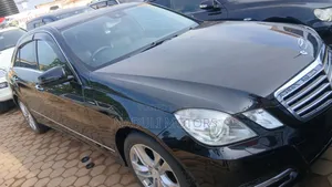Mercedes-Benz E300 2015 Black
