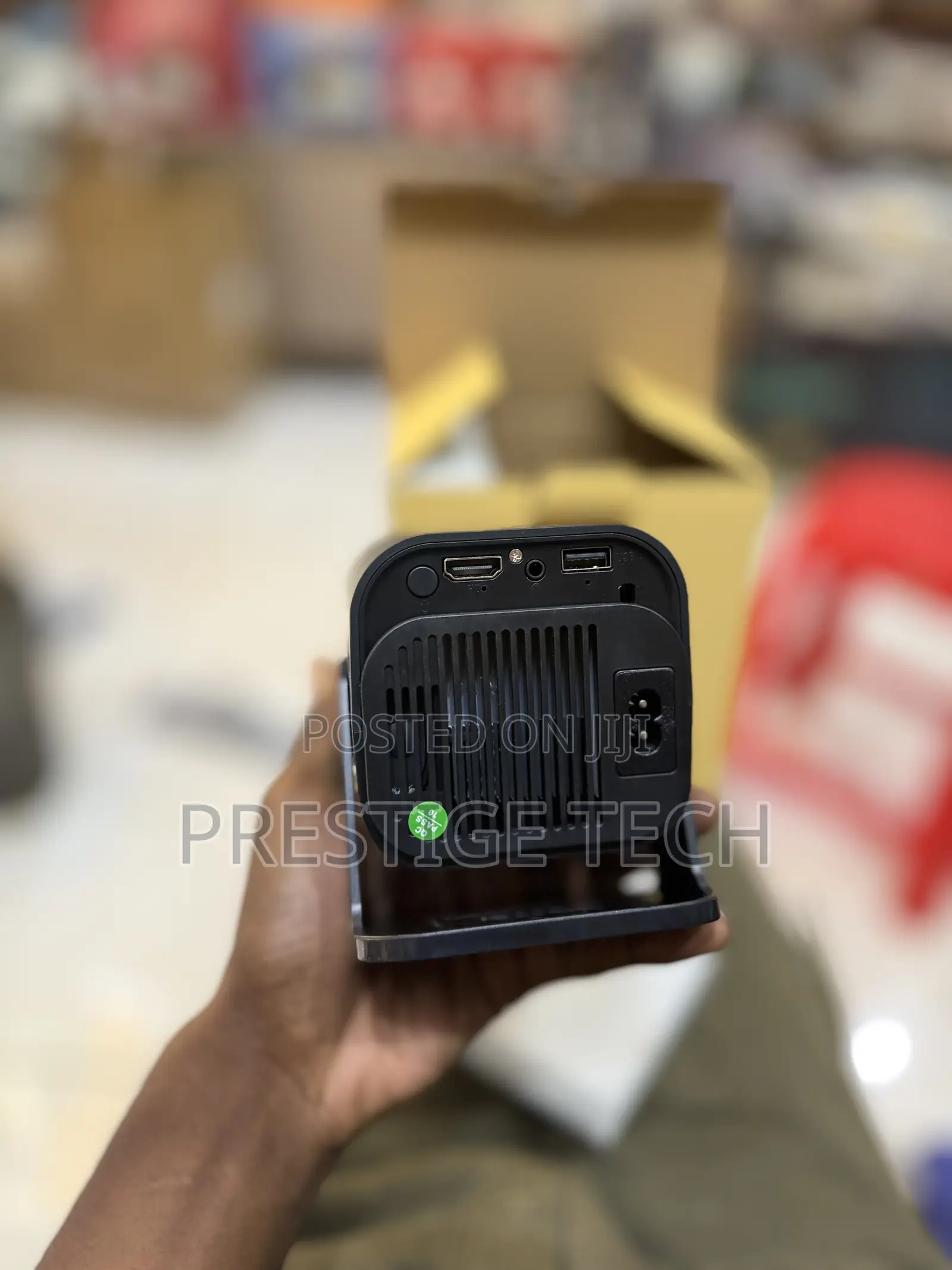 HY320 Mini 1080P Smart Mini Android Projector, 2000 Lumens