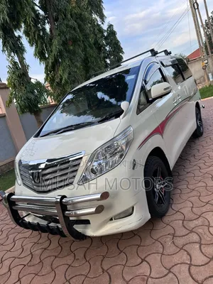 Toyota Alphard 2.4 Petrol FWD 2014 White