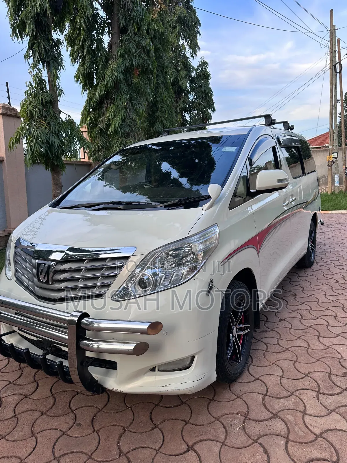 Toyota Alphard 2.4 Petrol FWD 2014 White