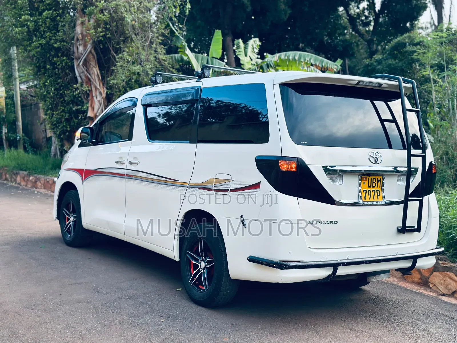 Toyota Alphard 2.4 Petrol FWD 2014 White