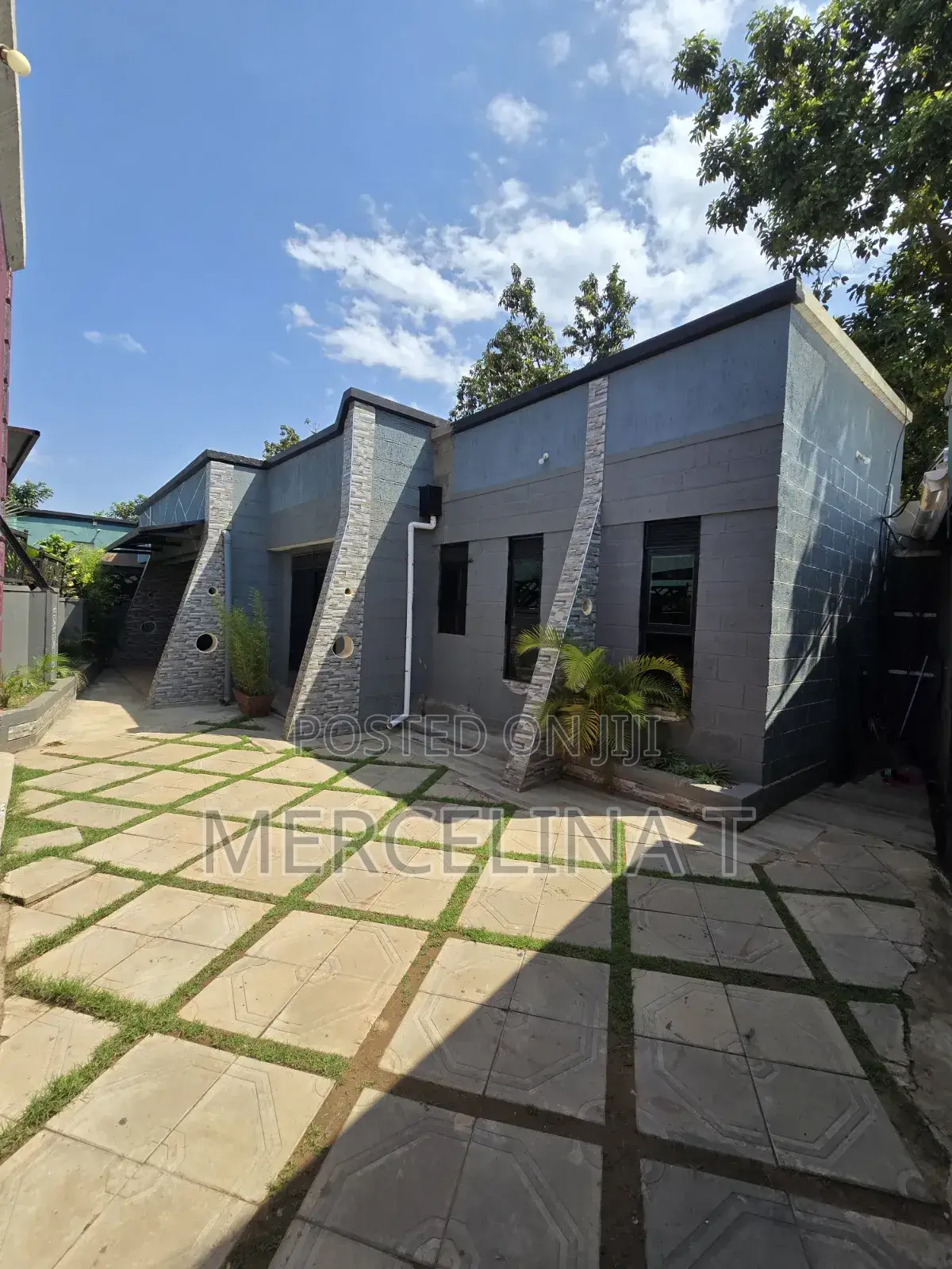 4bdrm Bungalow in Wakiso / Wakiso for rent