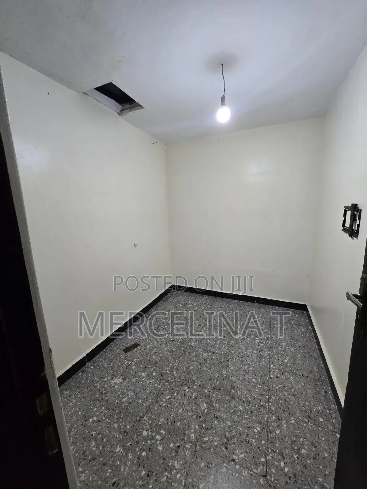 4bdrm Bungalow in Wakiso / Wakiso for rent