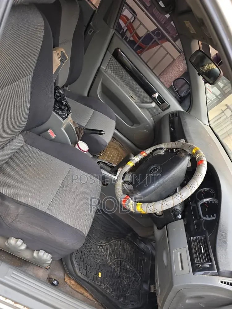 Chevrolet Optra 2009 Silver