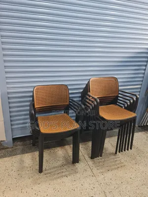 Tufted Meshed Back Plastic Chairs Plastic Chairs