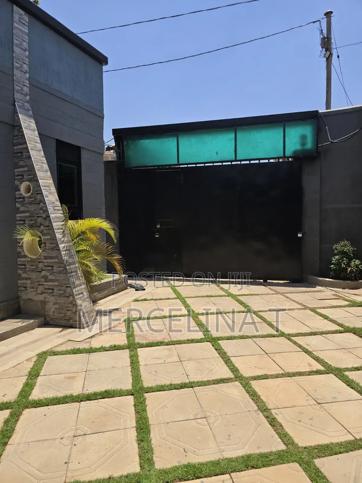 4bdrm Bungalow in Wakiso / Wakiso for rent