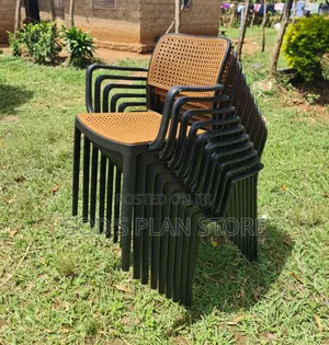 Afro-Chic Arm Chairs Plastic Chairs 1pc