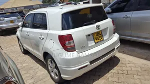 Toyota IST 2008 White