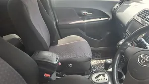 Toyota IST 2008 White