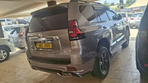 Toyota Land Cruiser Prado 2016 Silver