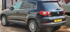 Volkswagen Tiguan 2011 Black