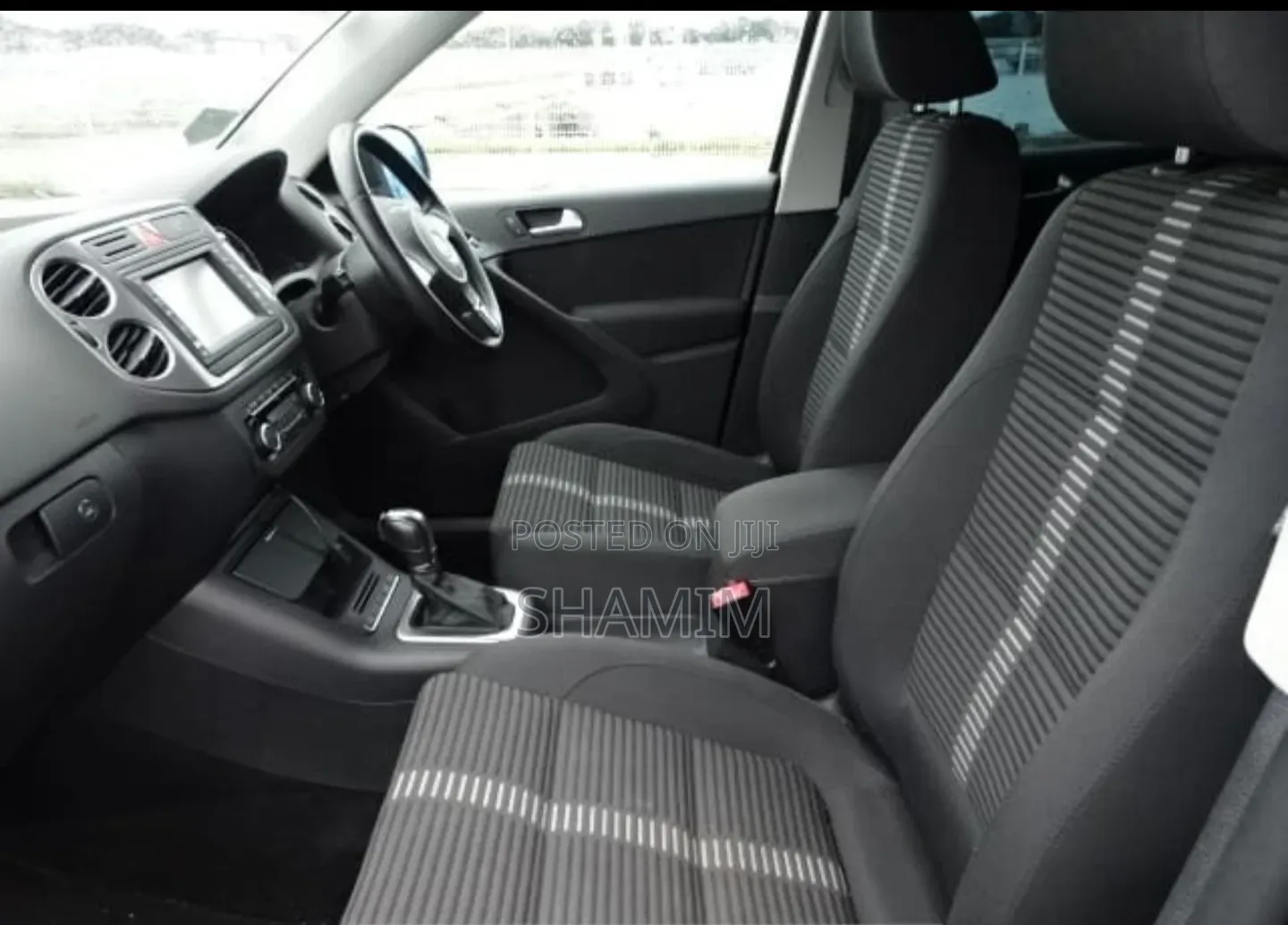 Volkswagen Tiguan 2011 Black
