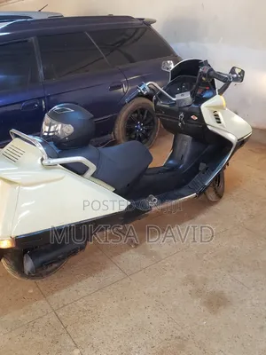 Honda Forza 2000 Beige