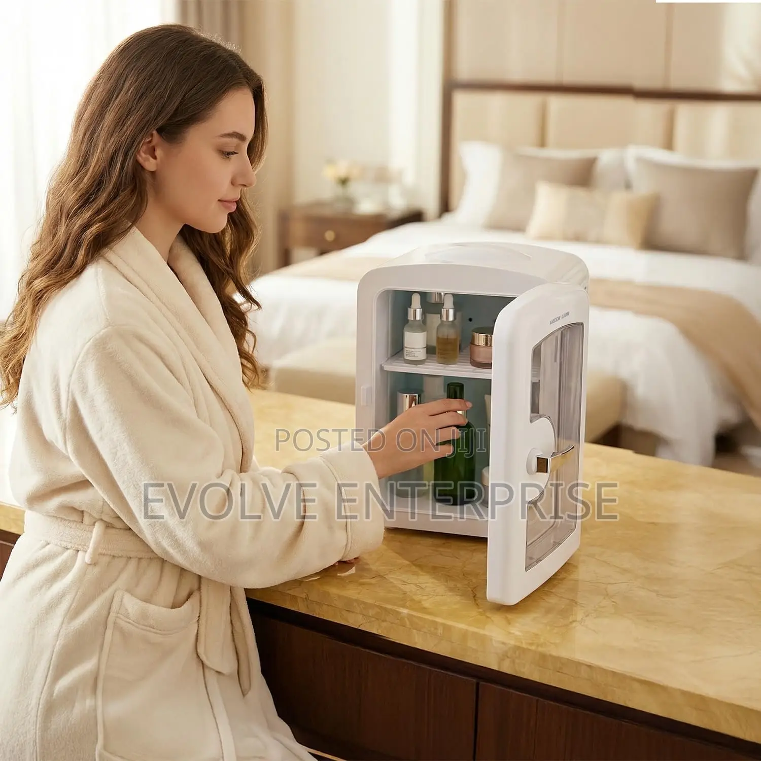 Green Lion GMF-65 Mini Fridge, 4L for Skincare and Cosmetics
