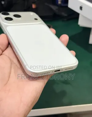 New Apple iPhone 17 Pro Max 256 GB White