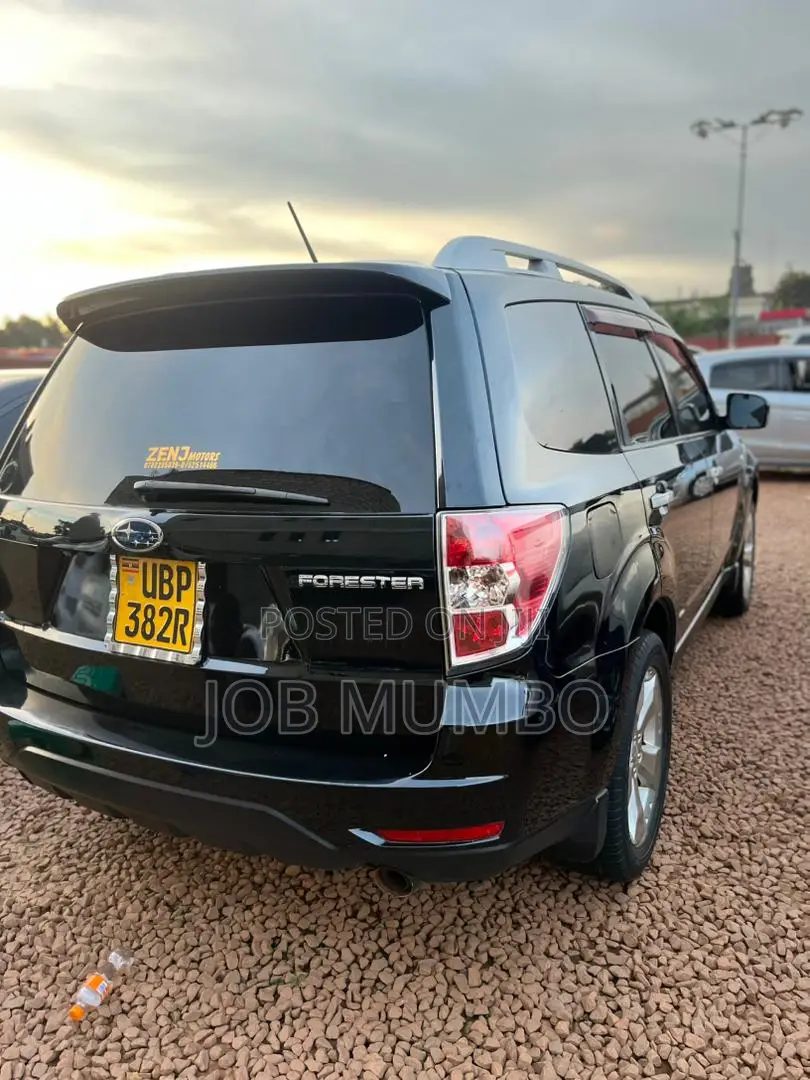 Subaru Forester 2010 Black