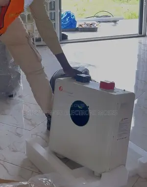 5kwh 24v (200ah) Lithium Ion Phosphate Battery for a Backup System