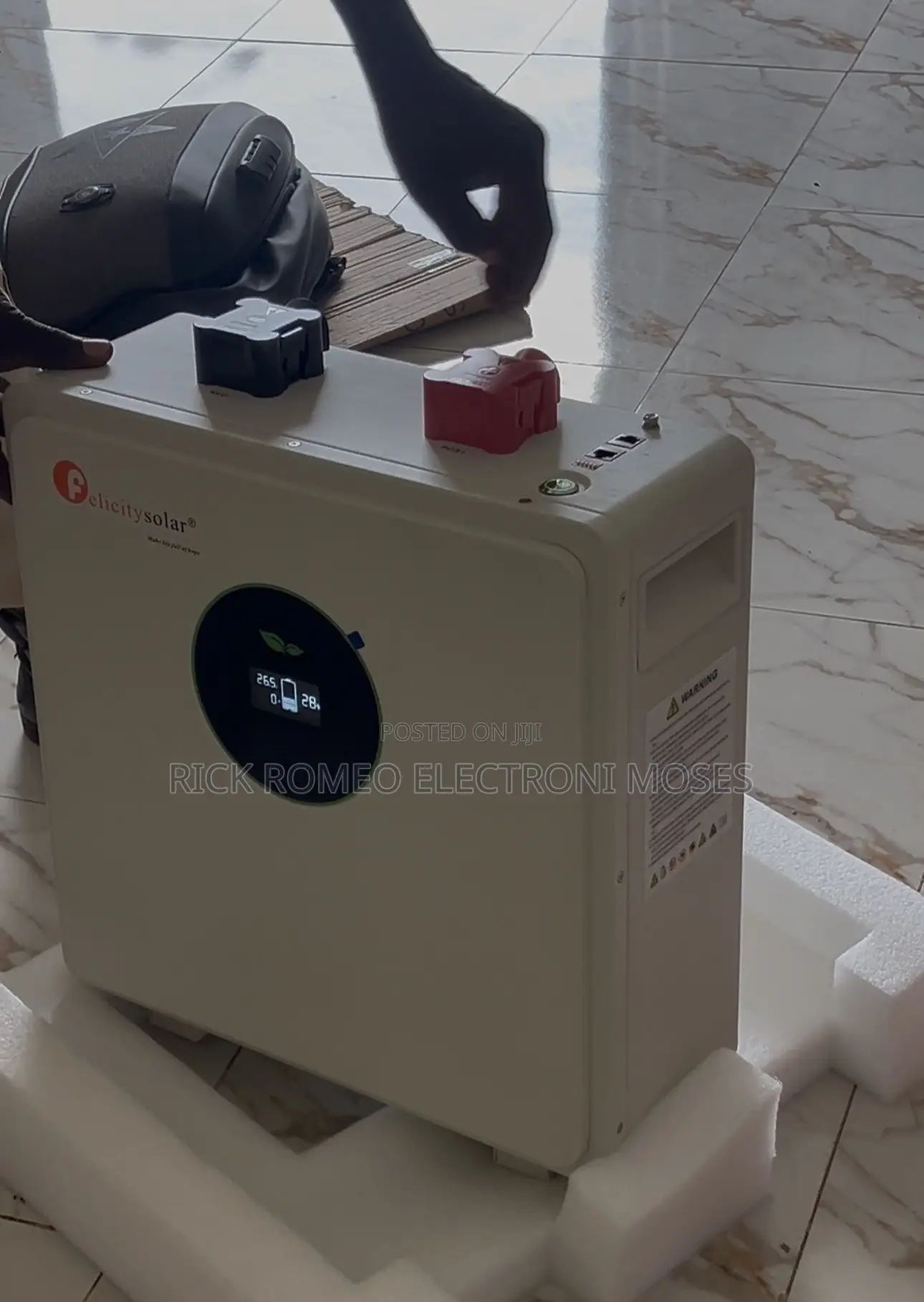 5kwh 24v (200ah) Lithium Ion Phosphate Battery for a Backup System