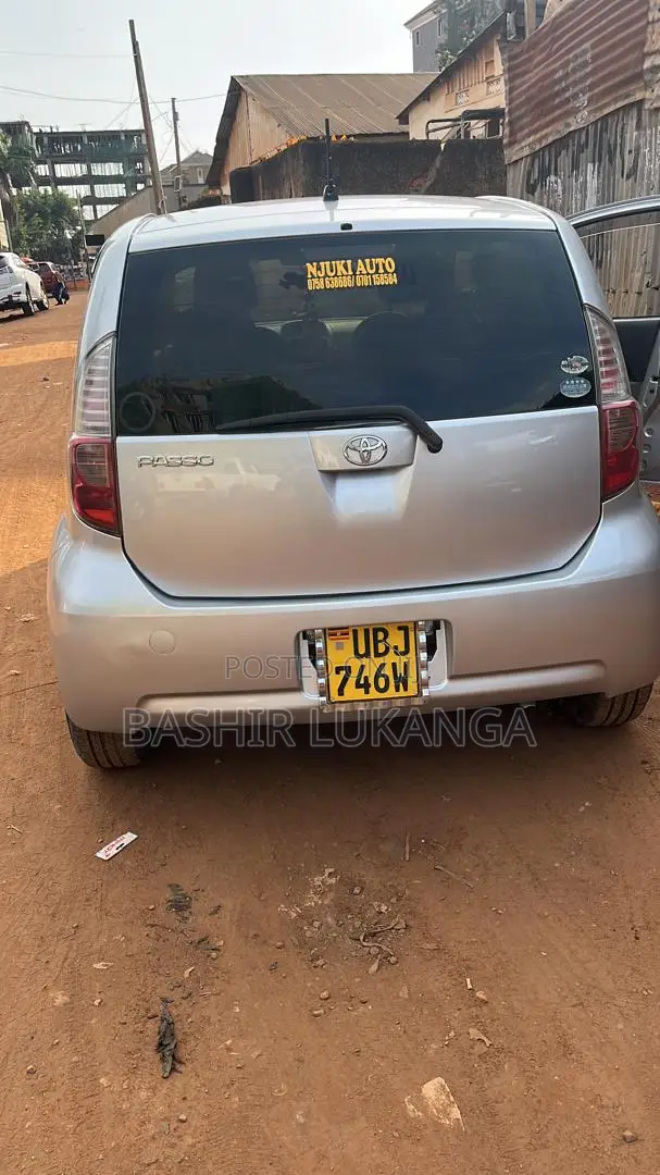 Toyota Passo 2008 Silver