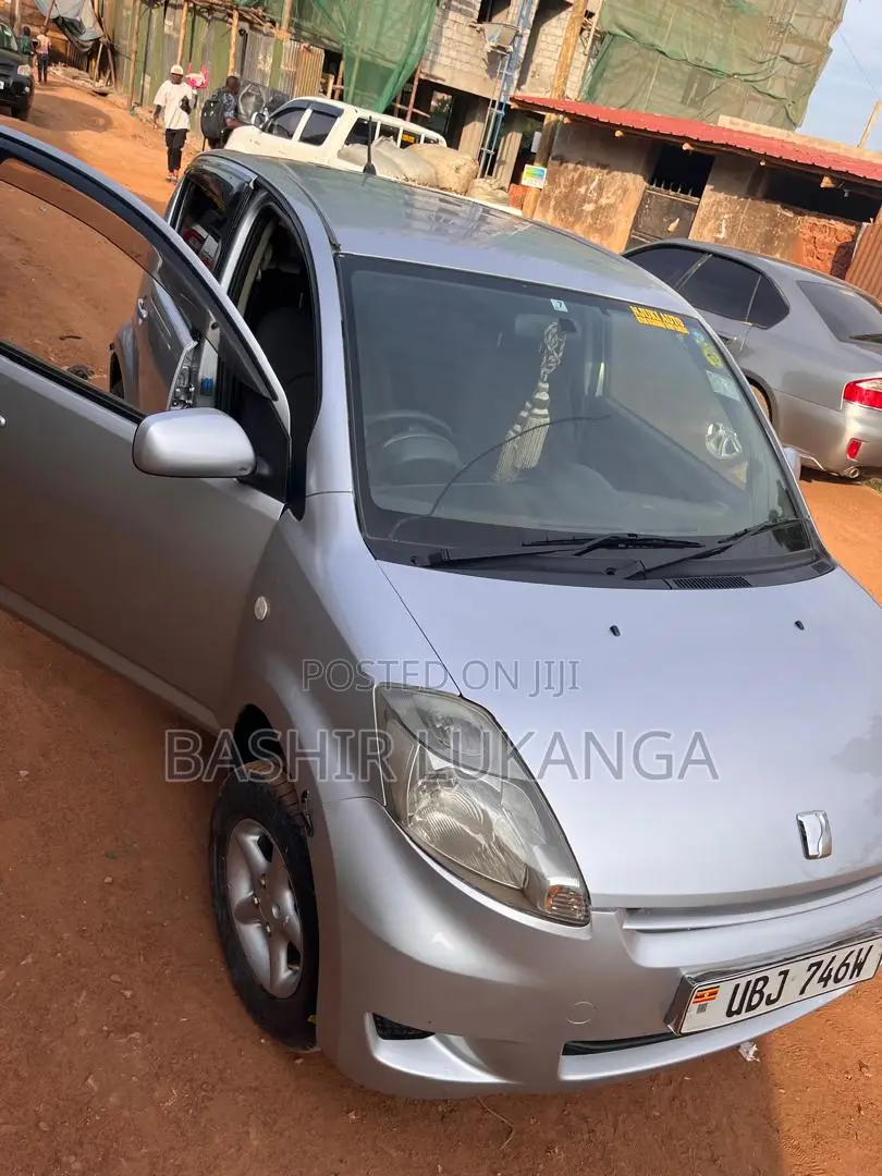 Toyota Passo 2008 Silver