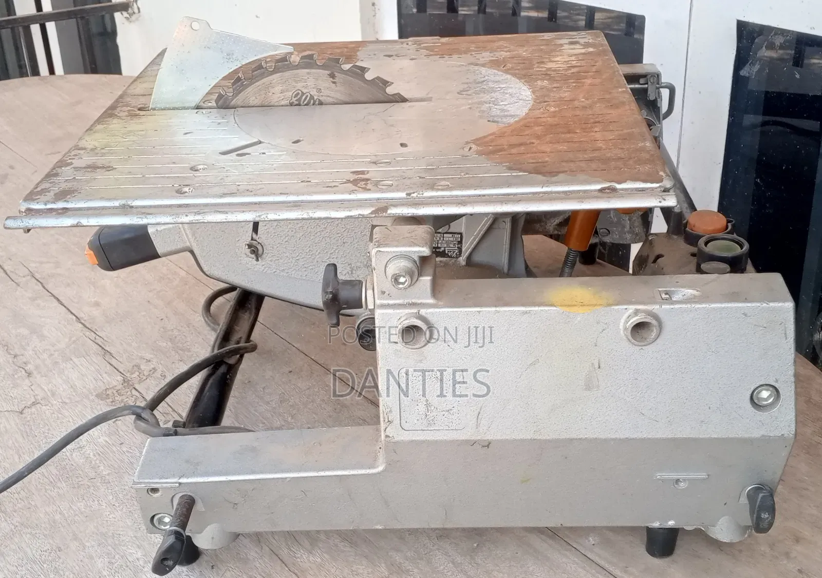 Two in One Table Saw and Miter Saw