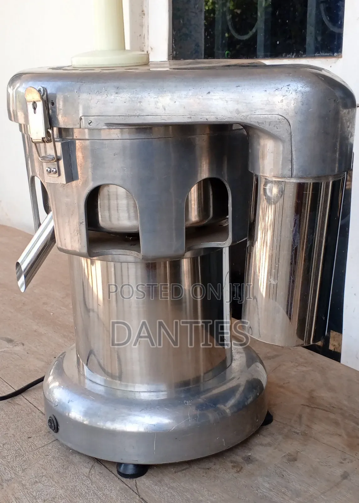 Extraction Machine