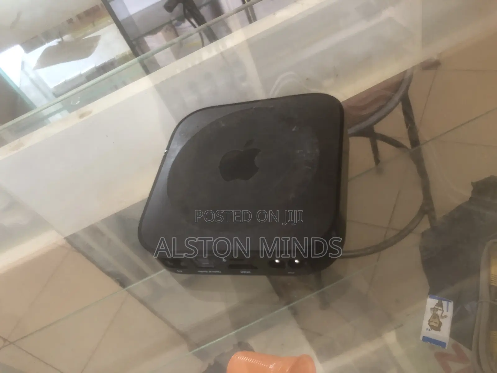 Apple TV Box