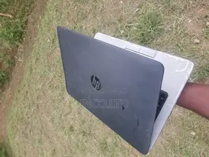 Laptop HP EliteBook 740 G1 8GB Intel Core i5 HDD 500GB