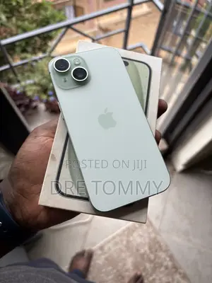 Apple iPhone 15 128 GB Green