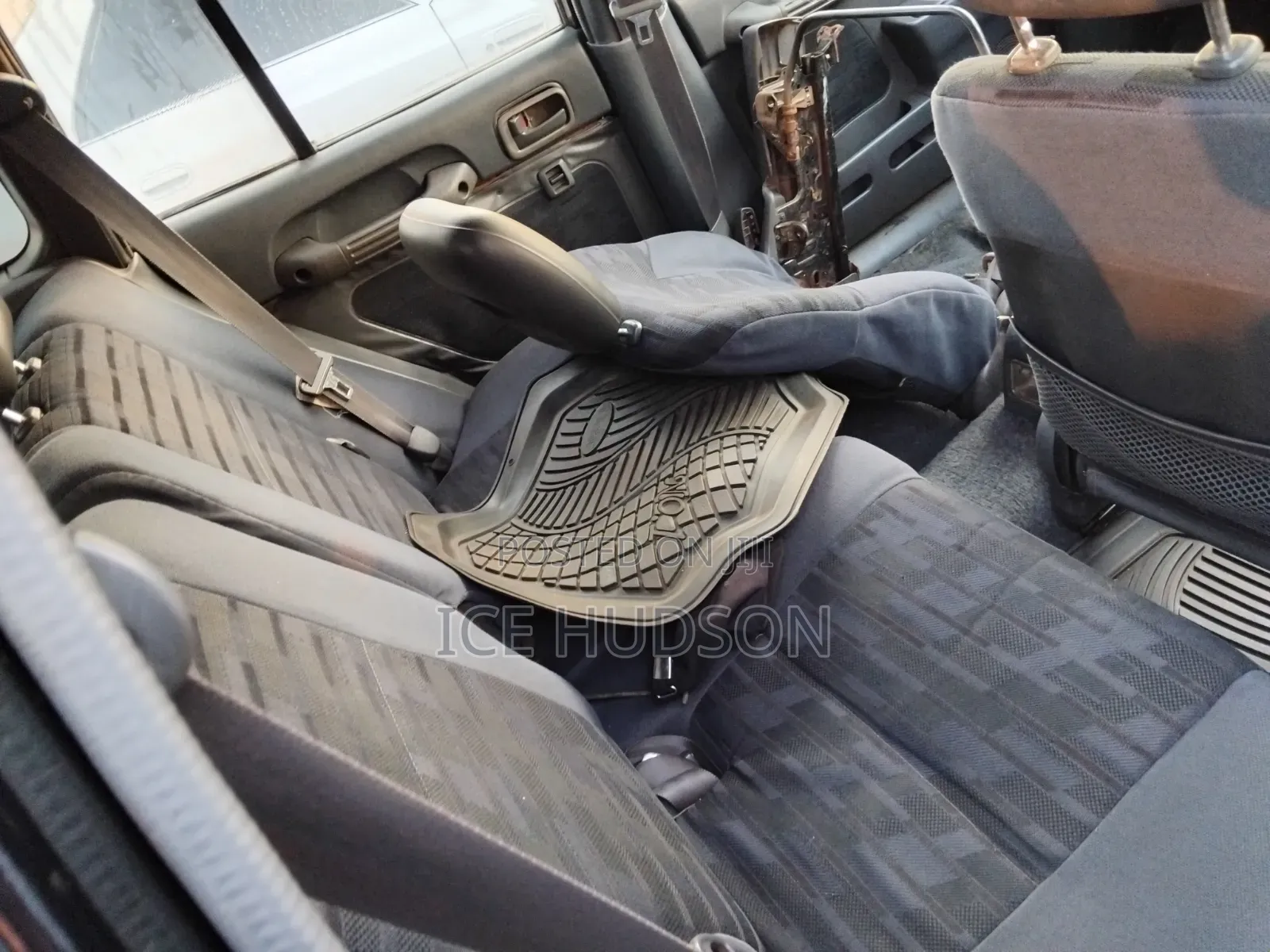 Toyota RAV4 Automatic 2000 Black