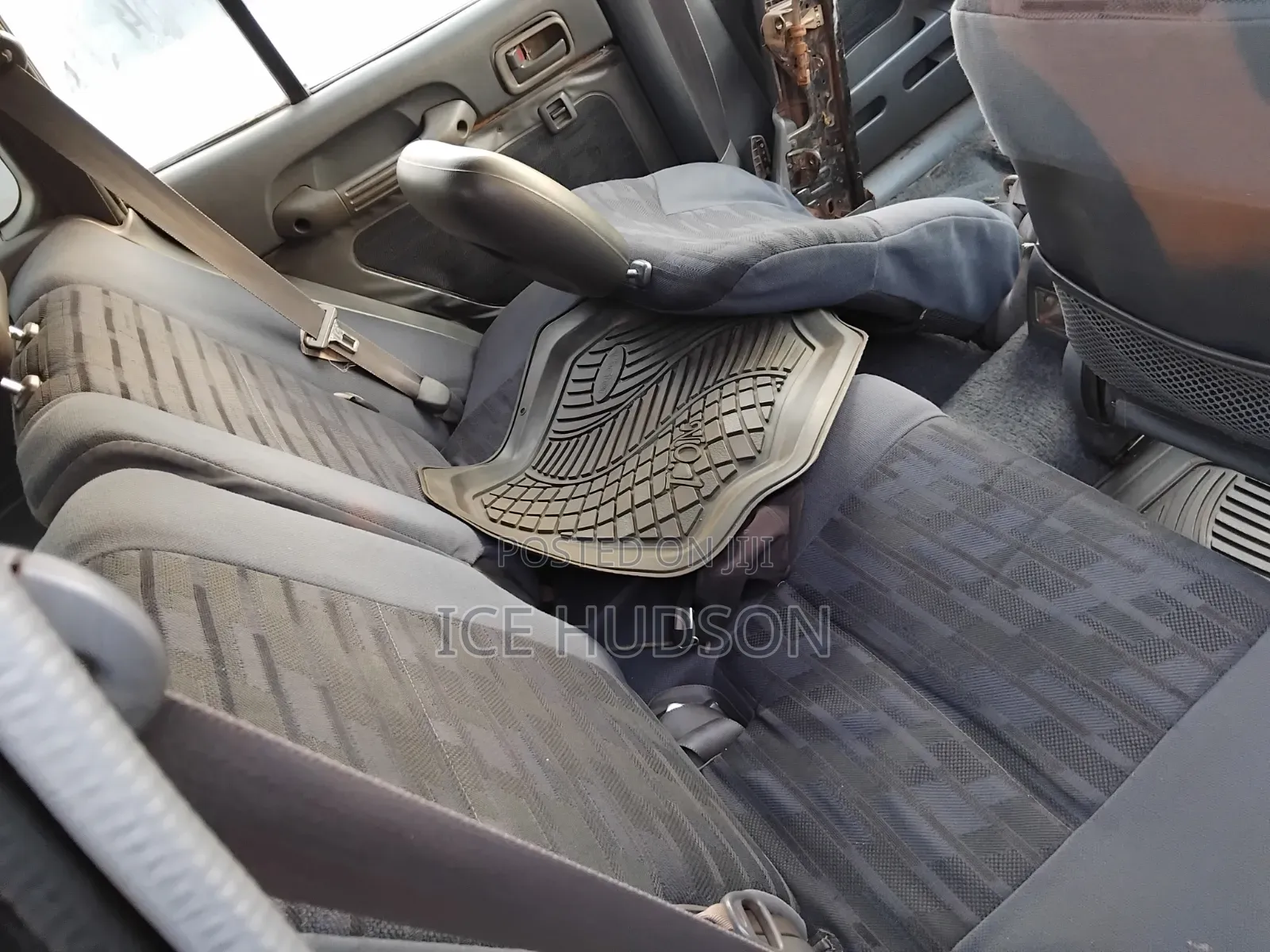 Toyota RAV4 Automatic 2000 Black