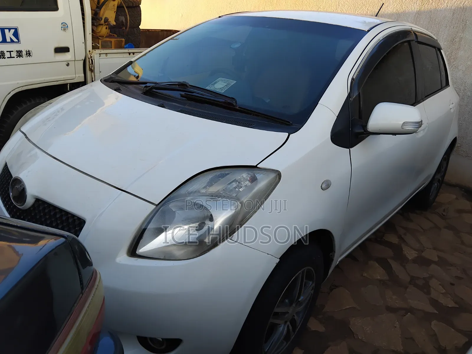 Toyota Vitz 2008 White