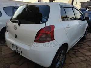 Toyota Vitz 2008 White