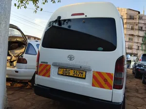 Toyota HiAce 2008 White