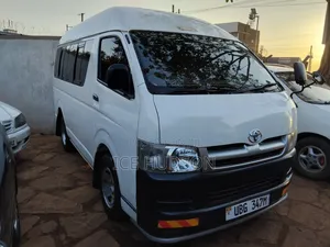 Toyota HiAce 2008 White