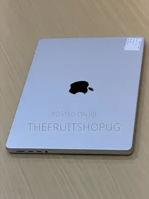 Laptop Apple MacBook Pro 2023 M3 Pro 18GB Apple M3 Pro SSD 512GB