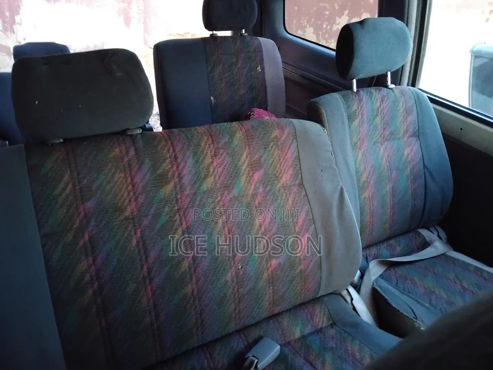 Toyota LiteAce Noah 2000 White