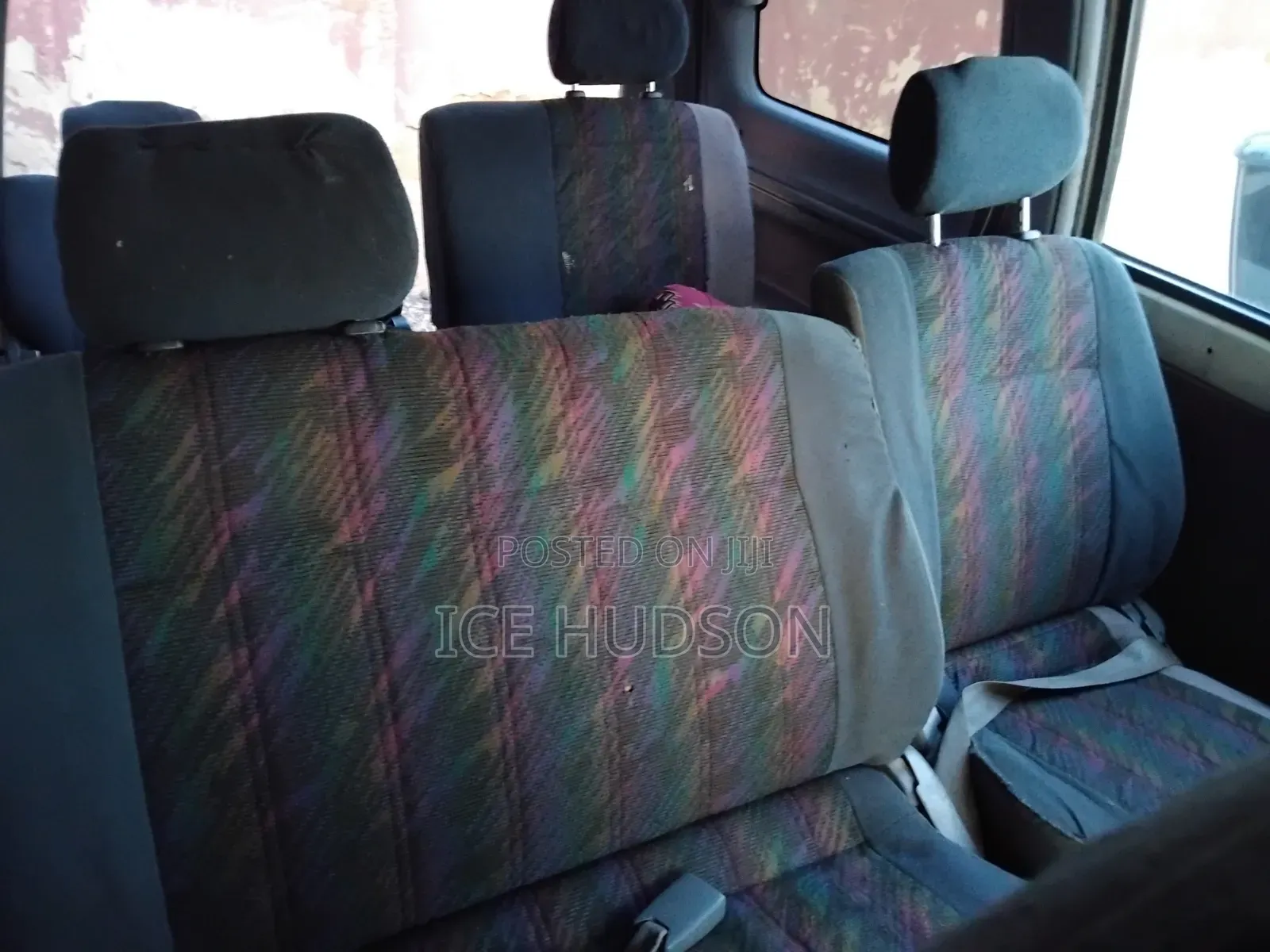 Toyota LiteAce Noah 2000 White