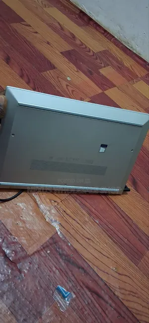 Laptop HP EliteBook 840 G7 8GB Intel Core i5 SSD 256GB