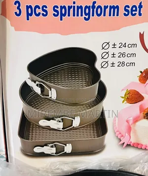 3-Piece Non-Stick Springform Cake Pan Set Featuring
