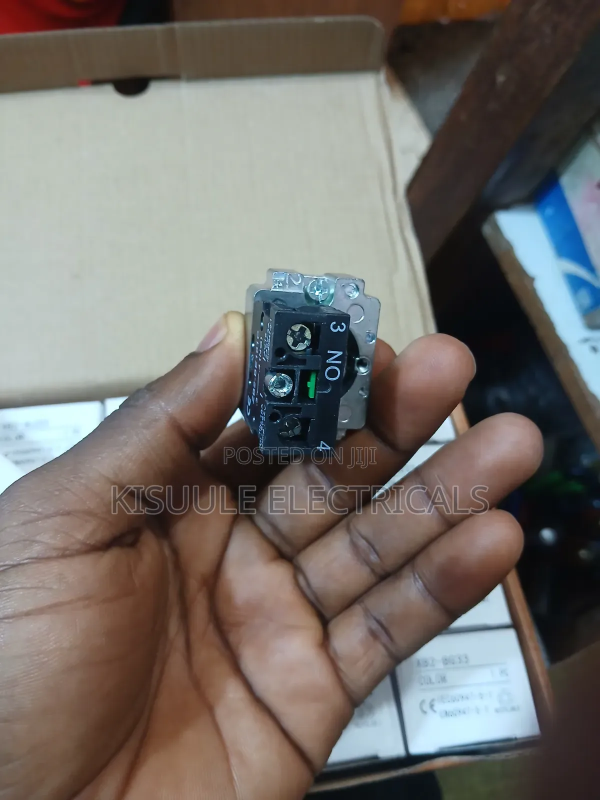 Selector Switch With Lock Keys