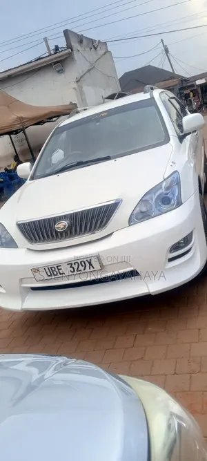 Toyota Harrier 2009 White